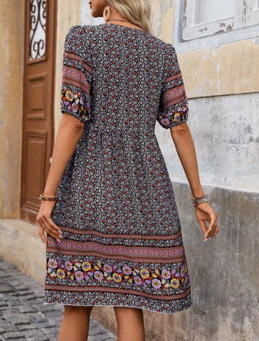 Women Short Puff Sleeve Dress With Floral Print, Button Decoration