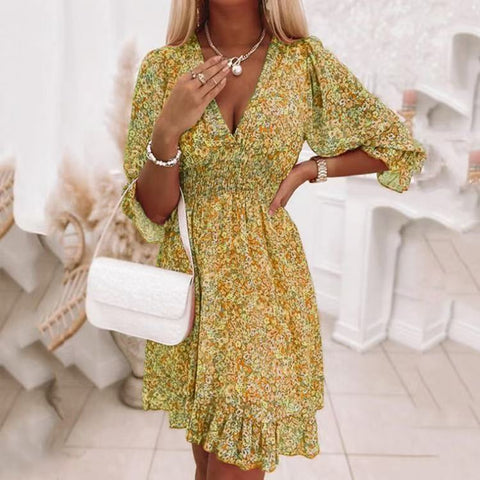 2026 New Arrival: Mid-Length Bohemian Floral Print Dress — Short Sleeve, Pullover Style with Cinched Waist