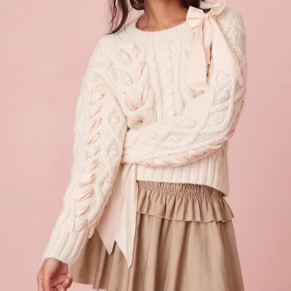 Women's Sweet Bow-Accented Crewneck Sweater for Autumn & Winter - A Versatile Top