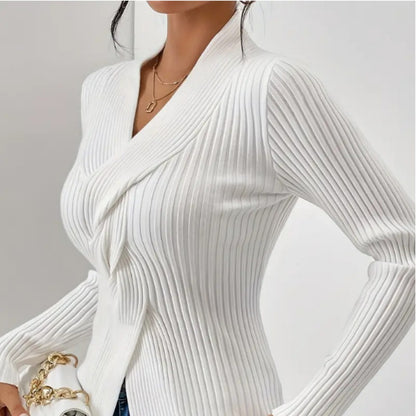 Women's Fashionable Slim-Fit Knitted Sweater - Solid Color, Long Sleeves with Ribbed Split Hem